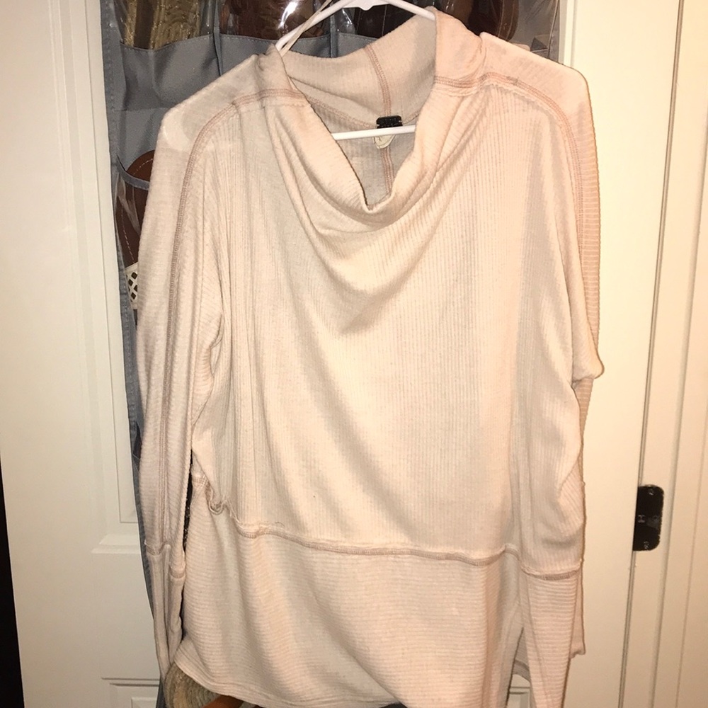 Free People scoop neck over sized shirt